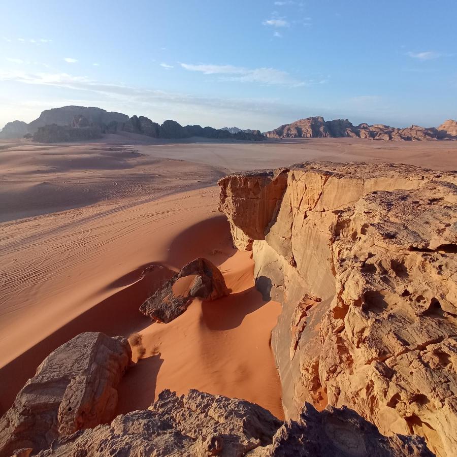 Wadi Rum Stargazing Camp Exterior photo