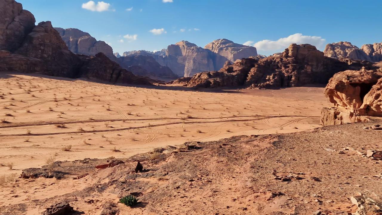 Wadi Rum Stargazing Camp Exterior photo