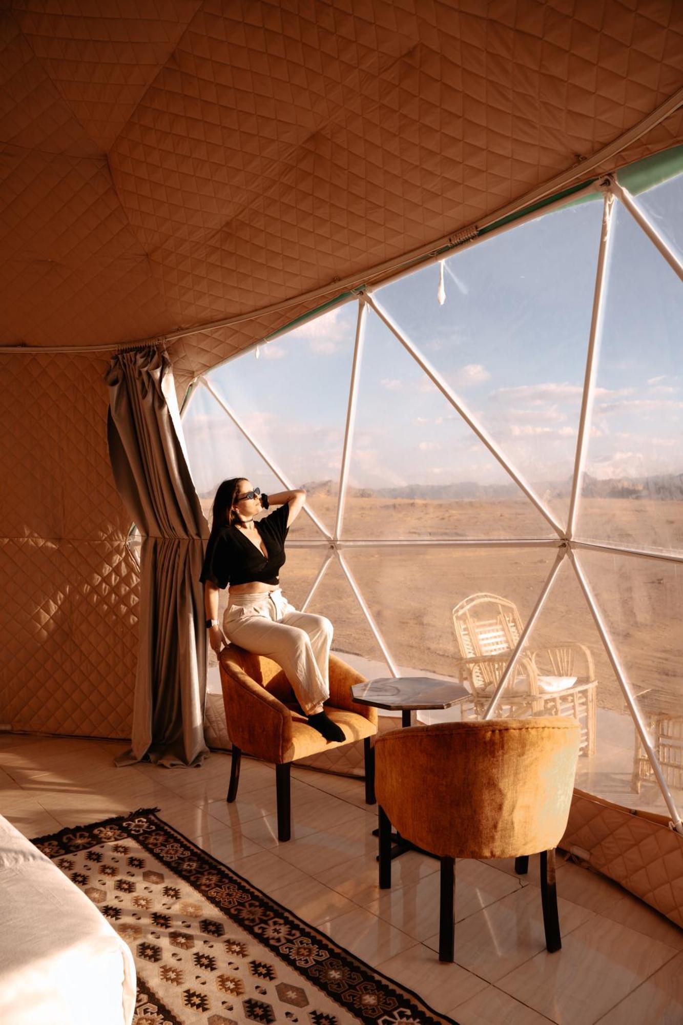 Wadi Rum Stargazing Camp Exterior photo