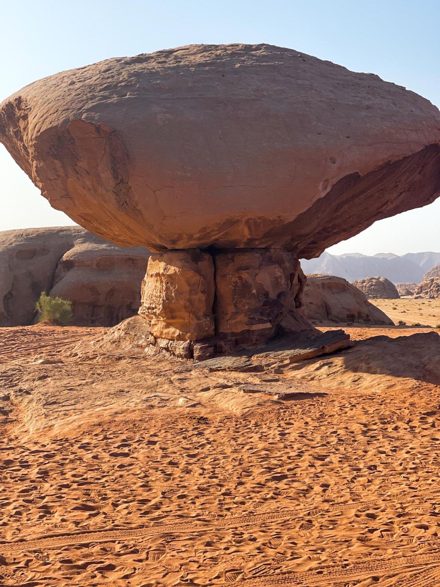 Wadi Rum Stargazing Camp Exterior photo