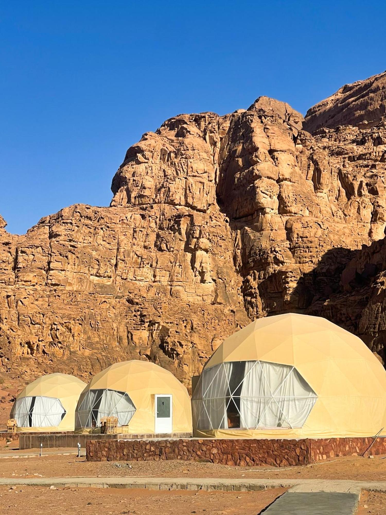 Wadi Rum Stargazing Camp Exterior photo