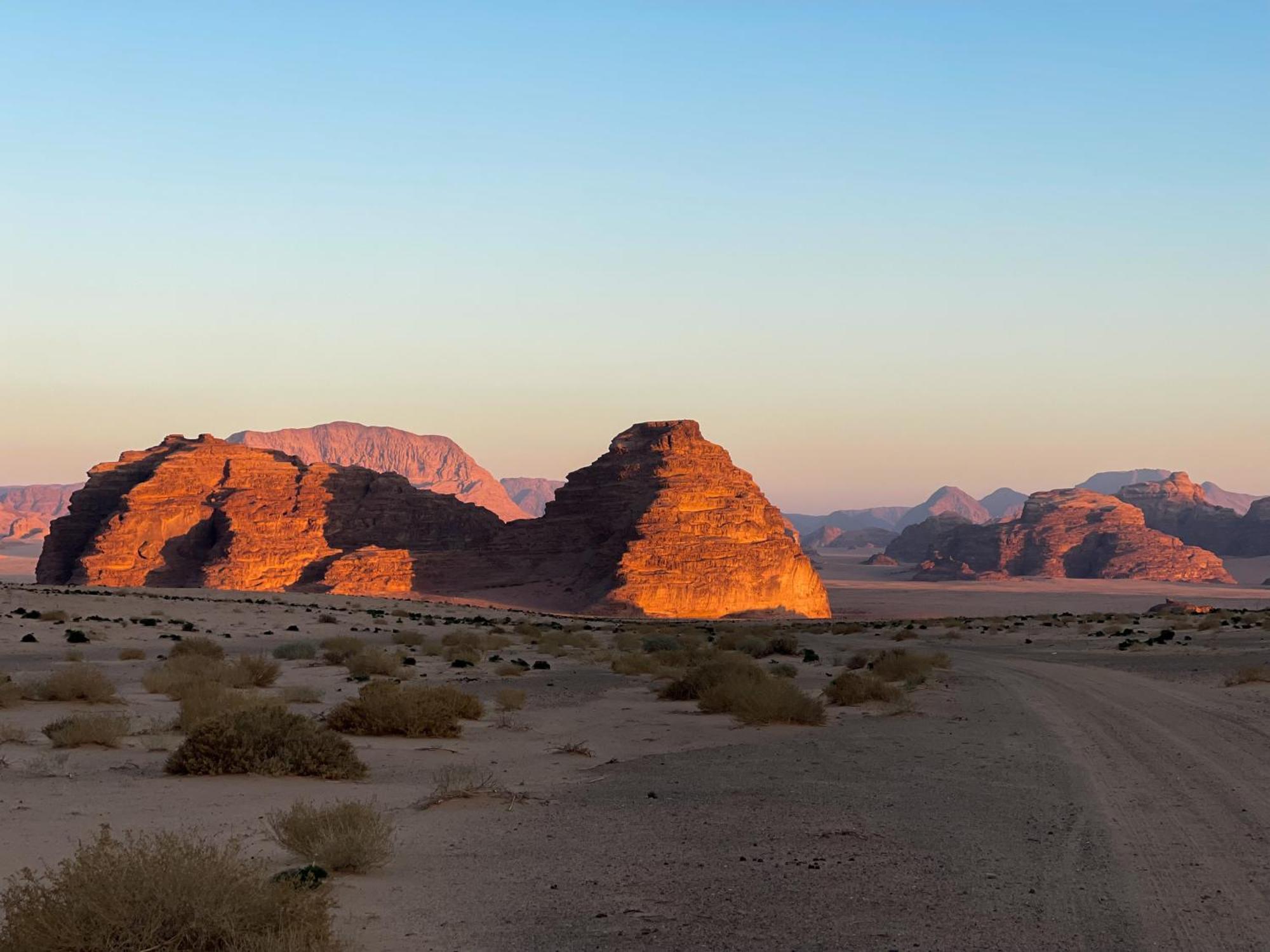Wadi Rum Stargazing Camp Exterior photo